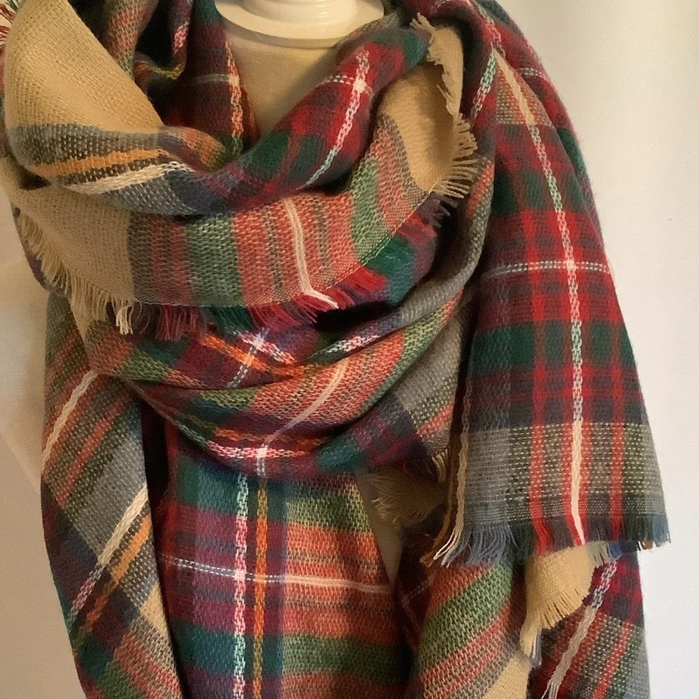 Tan Plaid Blanket Scarf - Picture 2 of 6